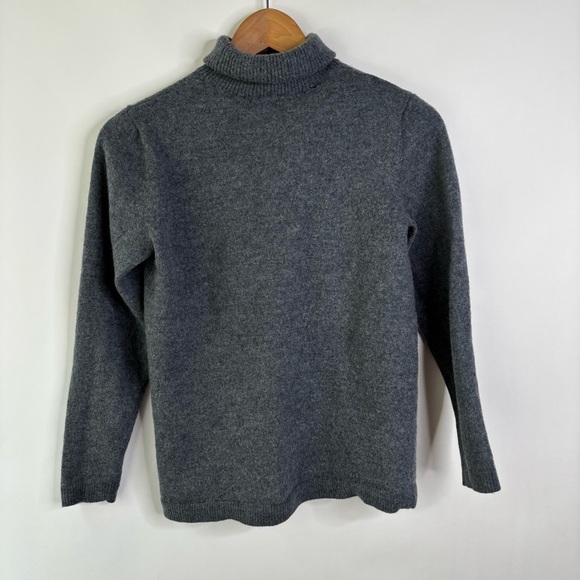 Universal Standard Wool Gray Turtleneck Sweater size Small - Picture 6 of 9